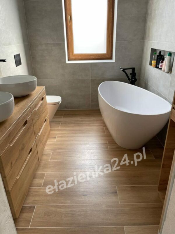 Wanna wolnostojąca Besco Goya 160x70 w nowoczesnej łazience – realizacja u klienta w Dąbrowie Górniczej.